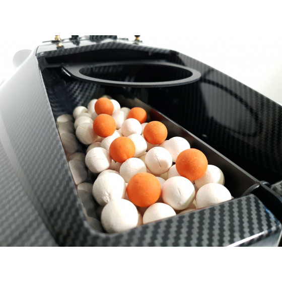 BAITBOAT PREDATOR GPS E PILOTA AUTOMATICO BARCHINO CARPFISHING