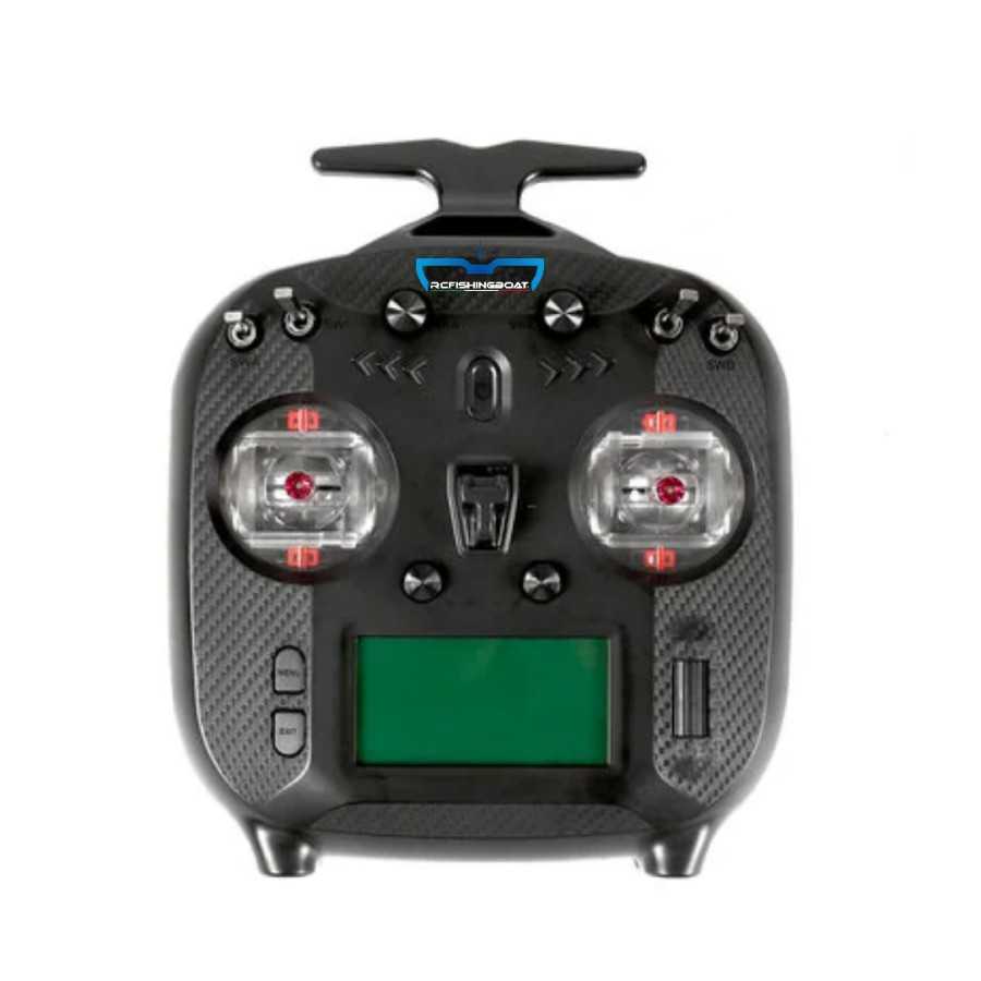 Bateau autopilote de contrôle radio Predator gps - Predator maxi gps